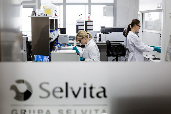 selvita, strategia, akcje, bitoechnologia,
