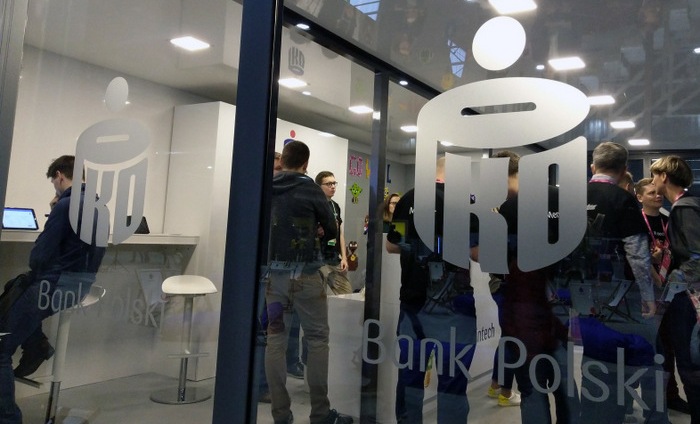 PKOBP,akup,akcji,buyback,frankowicze