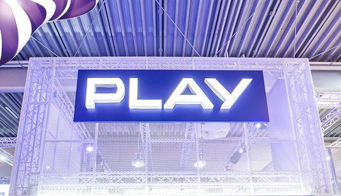 Play,wezwanie,przejęcie,2020,Iliad