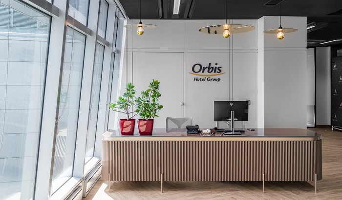 orbis,accor,wyniki,akcje
