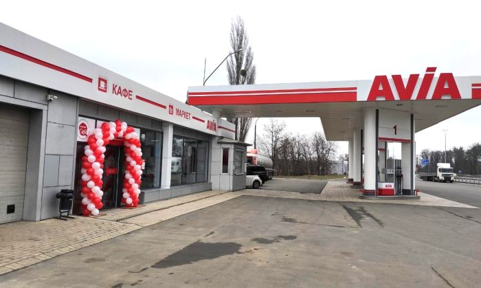 Unimot, Avia, stacja, Ukraina