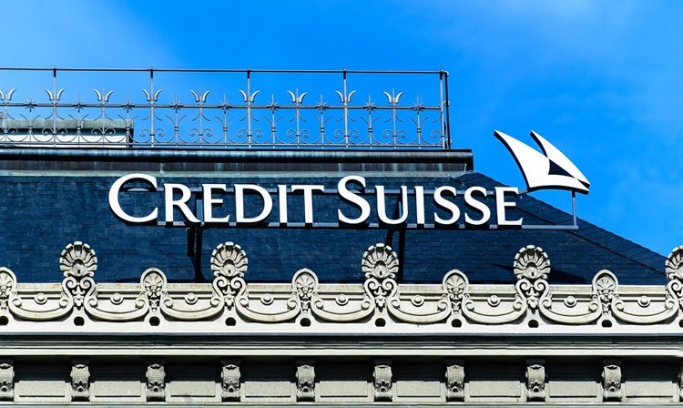 Kurs, akcji, Credit, Suisse, szuka, dna, Saudyjski, bank