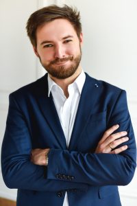  Aleksander Caban, członek zarządu Grupy Carbon Studio SA: Plan przejścia na GPW jest aktualny, obecnie skupiamy się na działaniach związanych z połączeniem z Iron VR
