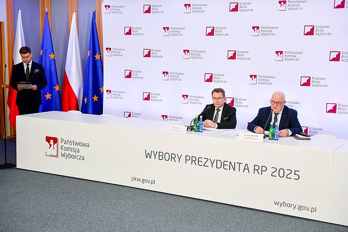 PKO BP: Wynik, wyborów, prezydenckich, zaskoczeniem, złoty, traci, na, wartości, od, rana,