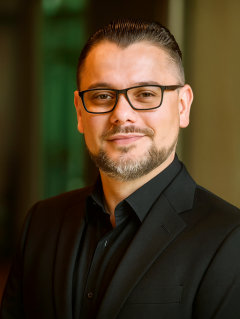 Zbigniew Dębicki, prezes zarządu Forever Entertainment SA - start 15 września o godz. 12:00
