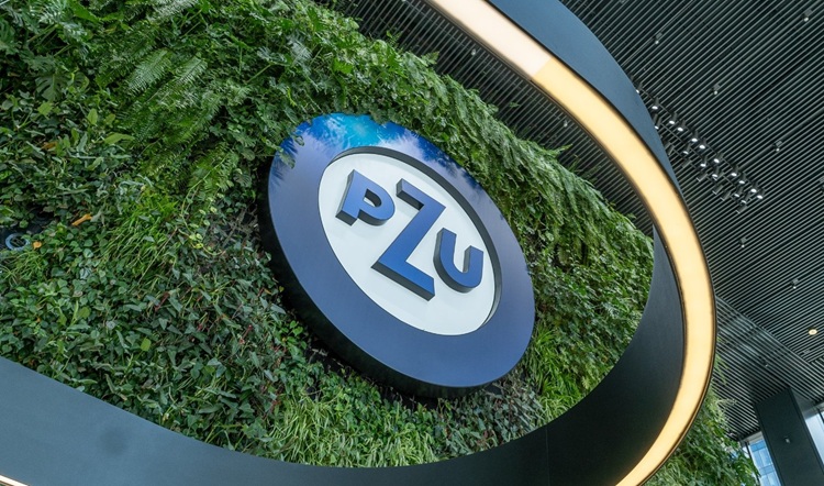 PZU, poprawił, wyniki, I, półroczu 2025, Przychody, ubezpieczeń, urosły, niemal, miliard, złotych